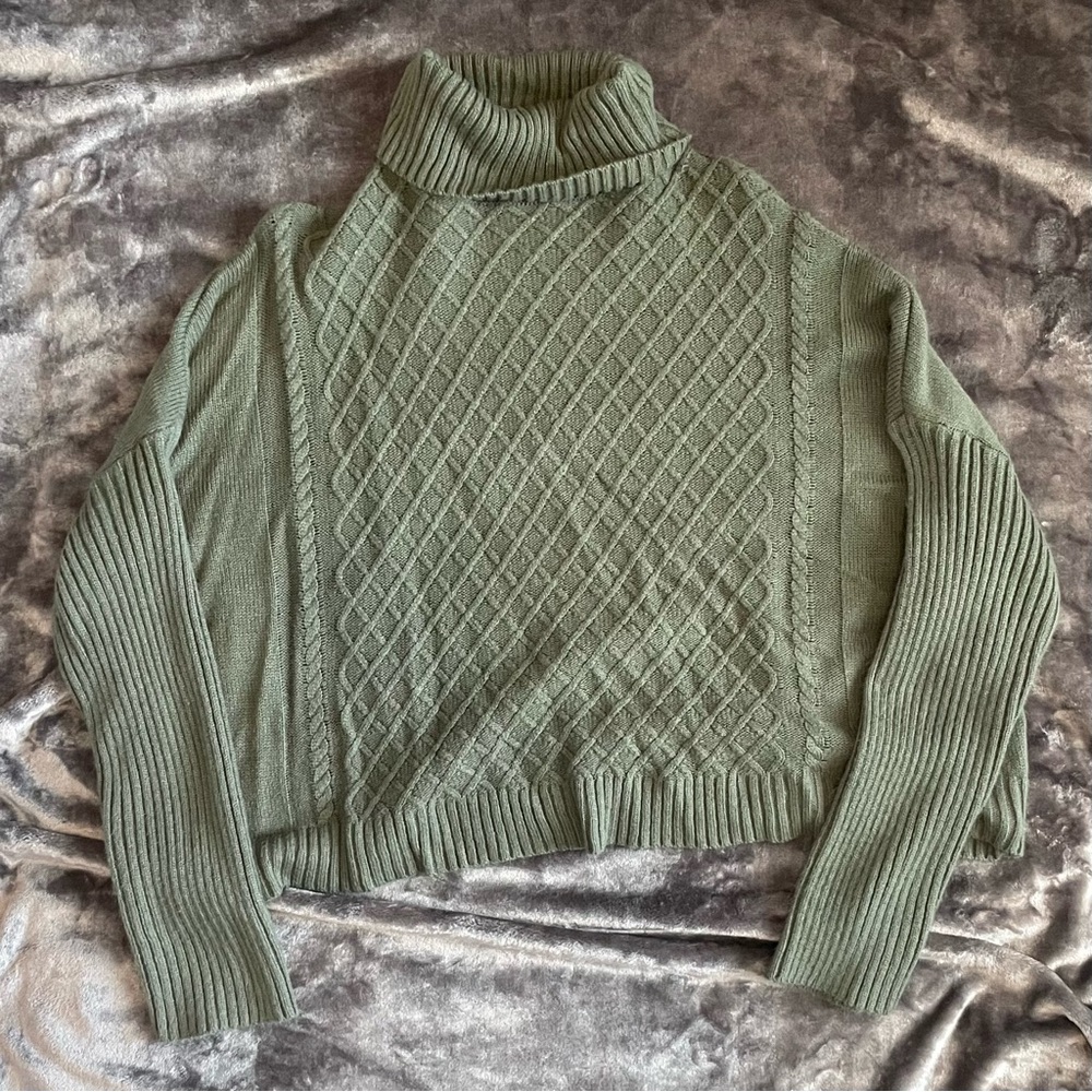 Dark Green Turtleneck Diamond Pattern Sweater